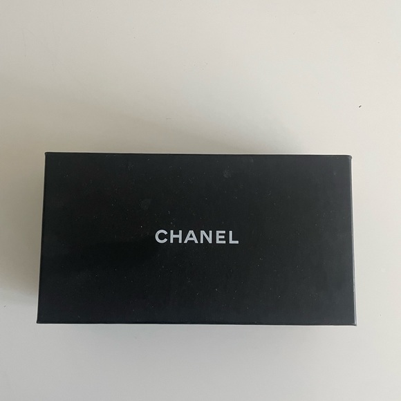 Chanel sunglass case & box - Picture 2 of 2